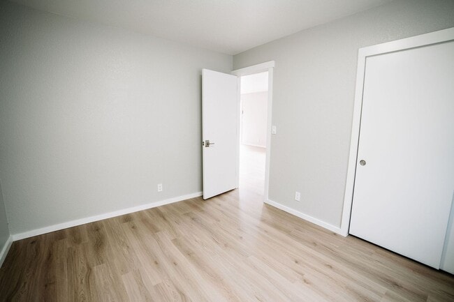 Building Photo - 1440 Myrtle Avenue