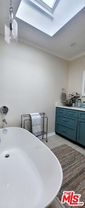 Building Photo - 4733 San Feliciano Dr