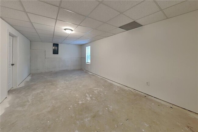 Building Photo - 3675 Buffalo Ct