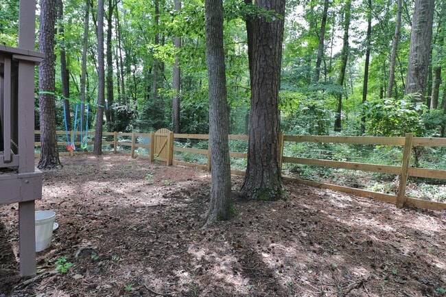 Building Photo - 2804 Cove Ridge Rd