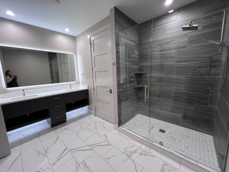 Building Photo - 75 Highnoon Way