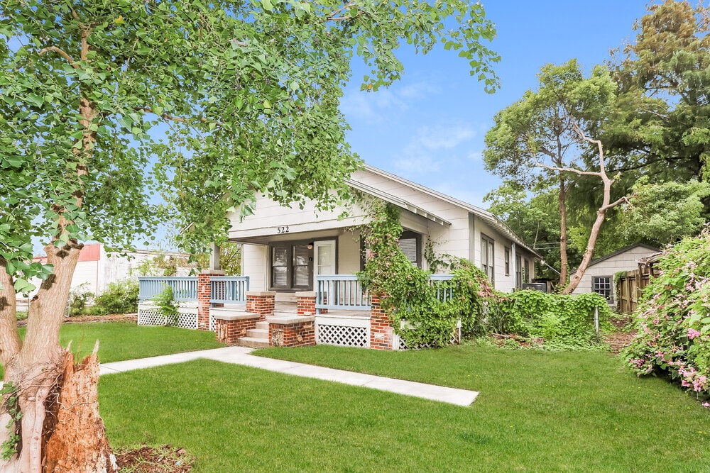 Building Photo - 522 12th Ave N