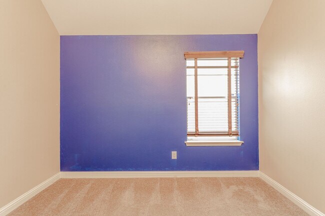 Building Photo - Your Ideal Home Awaits – 4BR, 3BA & More!