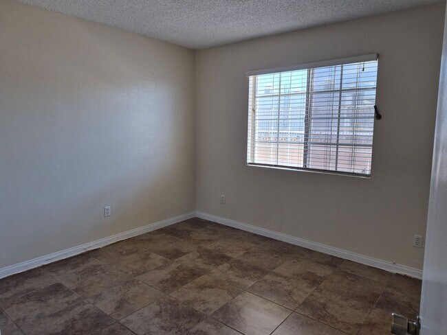 Building Photo - 2664 Bryandouglas Dr
