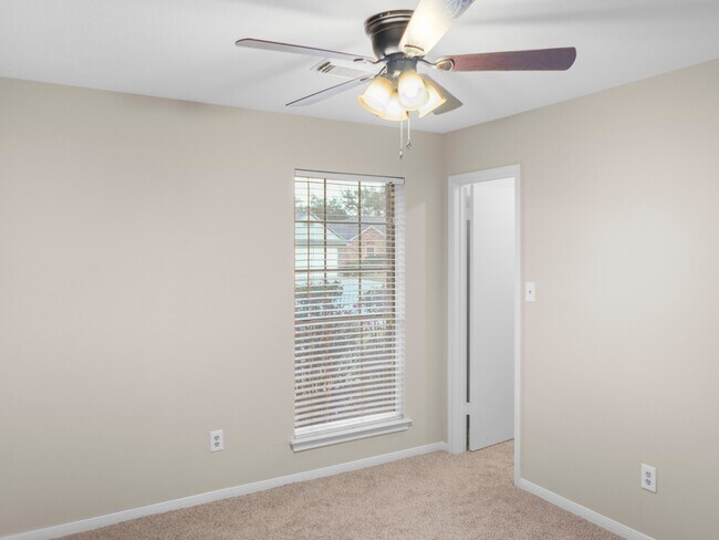 Building Photo - 19623 Westbridge Ln