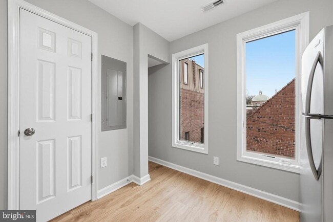 Building Photo - 3248 Jones Ct NW