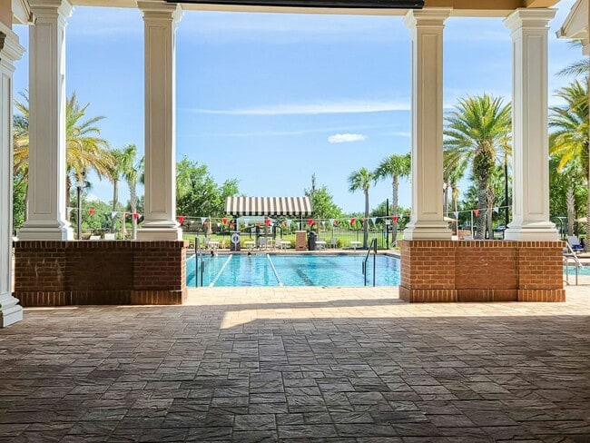 Building Photo - Modern-Luxury 5/4 in Oakmont