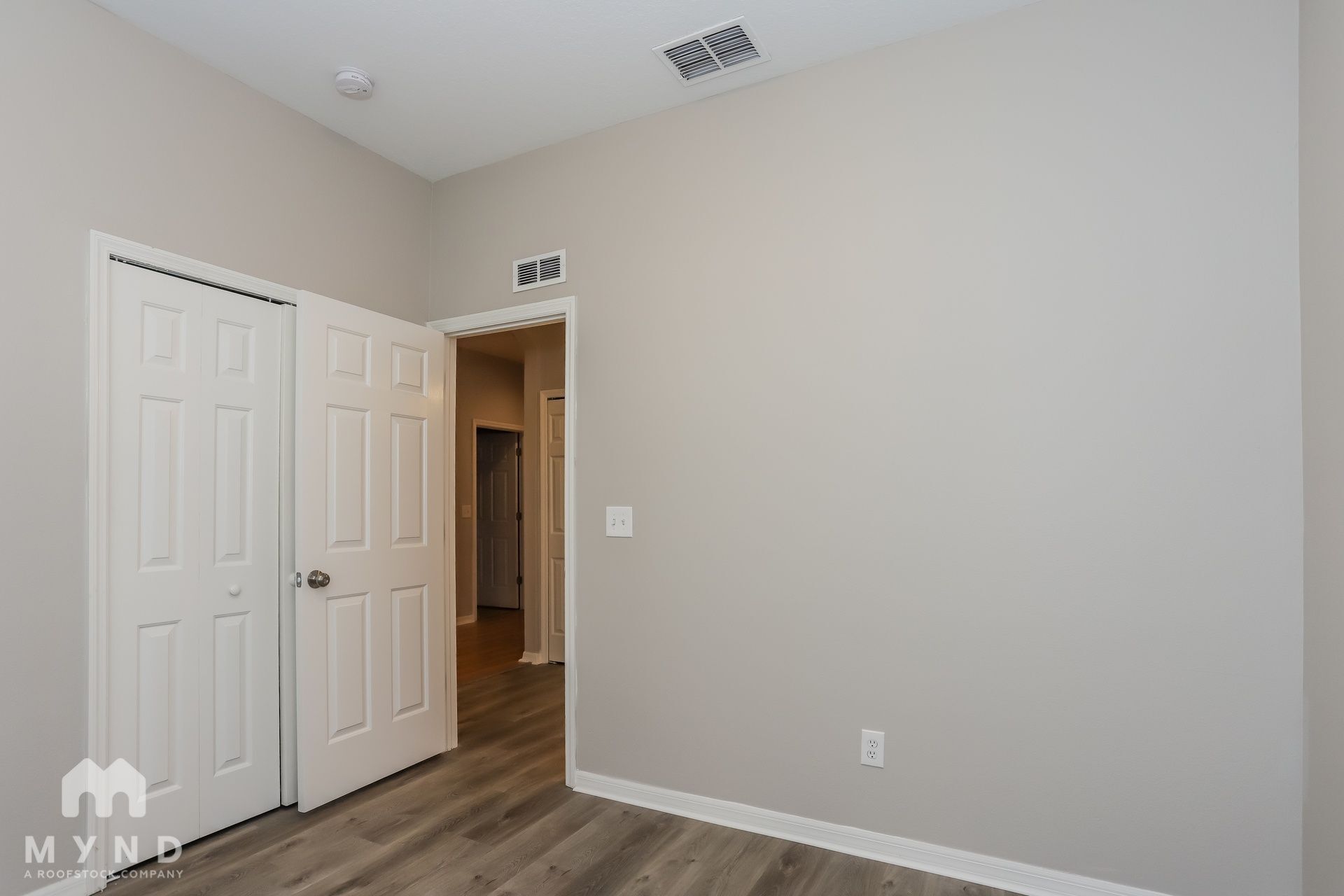 Building Photo - 713 Parsons Pointe St