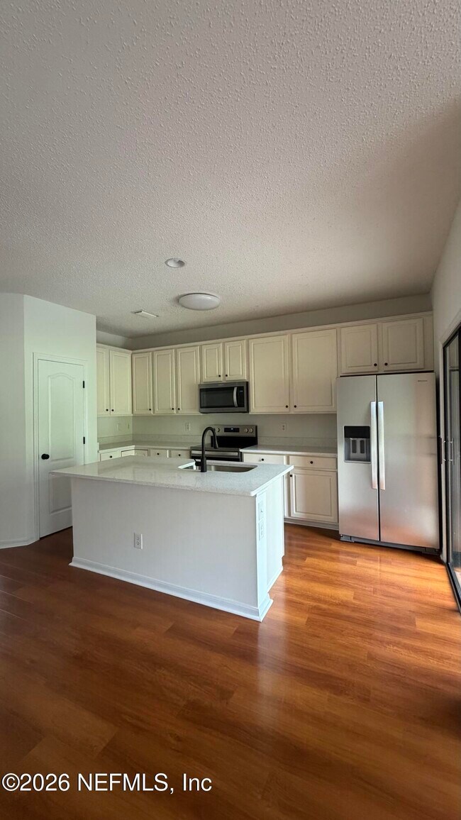 Building Photo - 752 Ginger Mill Dr