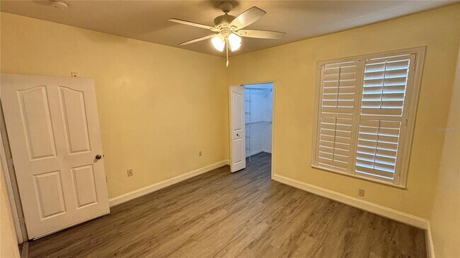 Building Photo - 1325 Lake Shadow Cir