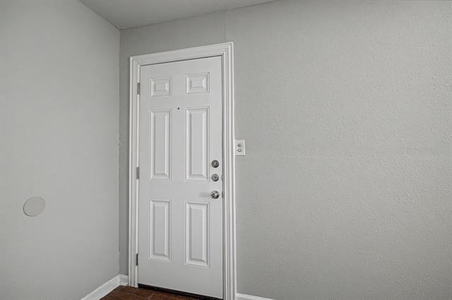 Building Photo - 3817 Collin St