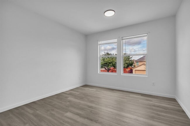 Building Photo - 839 Darbydale Crossing Ln