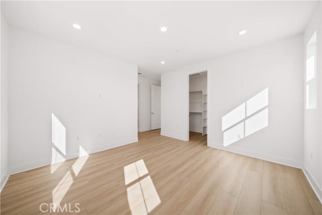 Building Photo - 297 Shoveler