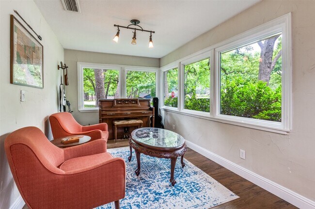 Building Photo - 1602 Glen Valley Dr