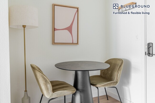 Building Photo - 100 Callan Ave