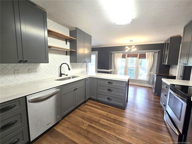 Building Photo - 7786 Dragonhead Rd