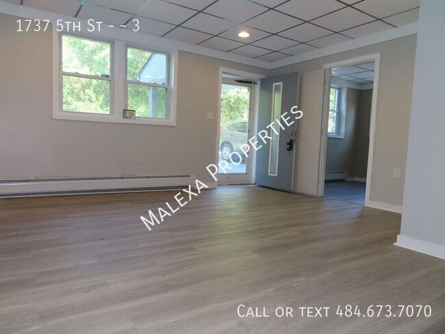 Building Photo - 1737 5th St