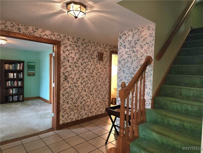 Building Photo - 36 Braunview Way