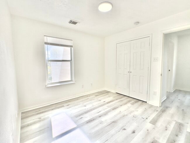 Bedroom 4 - 4126 Mallow St
