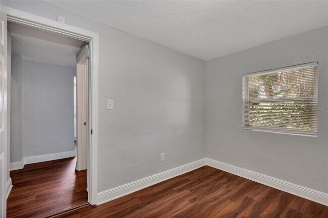 Building Photo - 3106 N 17th St