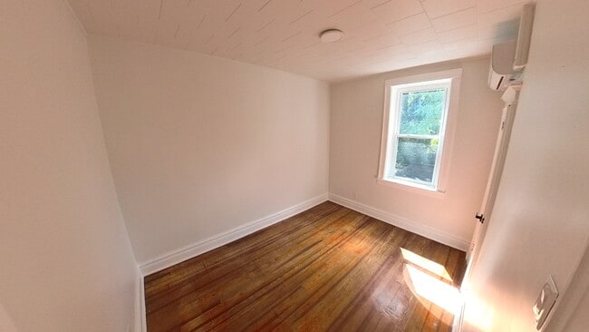 BR 3 - 17 Sheffield St