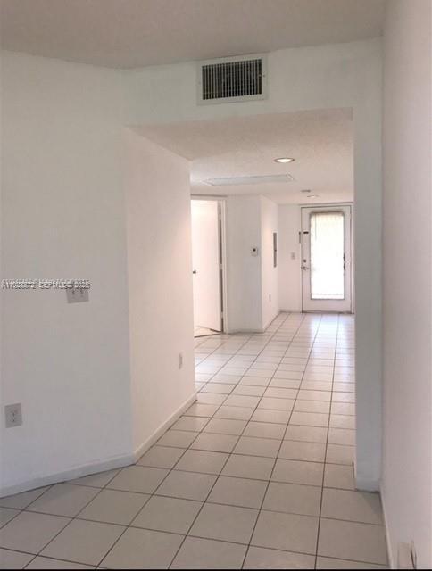 Building Photo - 13105 SW 16th Ct