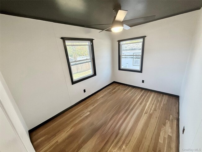 Building Photo - 1553 Potter Blvd