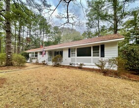 Building Photo - 152 Thorne Rd