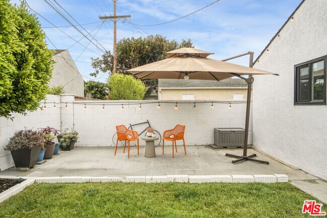 Building Photo - 7868 Naylor Ave