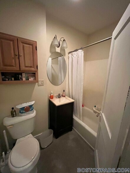 Building Photo - 38 Hemenway St