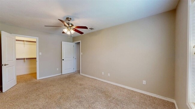 Building Photo - 1221 Neal Pickett Dr