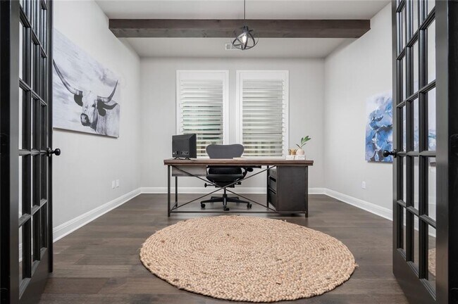 Building Photo - 16121 Golden Top Dr