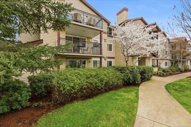 Building Photo - $1,995 • Modern 2BR Condo in Tanasbourne – Garage Included!