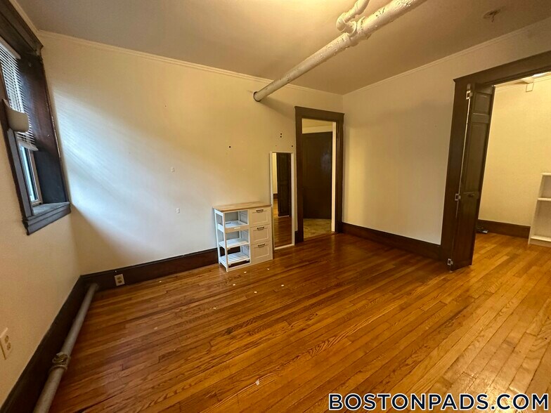 Building Photo - 155 Summer St