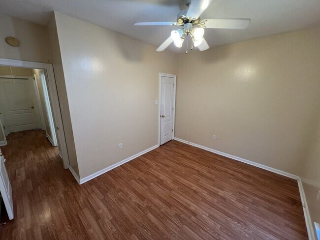 Building Photo - Corner-Lot Comfort in Zachary! — Spacious 3BR Home in Ravenwood Subdivision