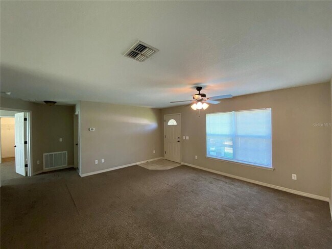 Building Photo - 16618 SW 31st Cir