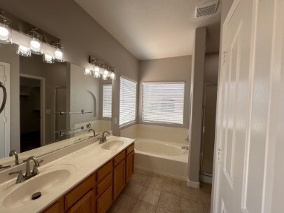 Building Photo - 6525 W Lariat Ln