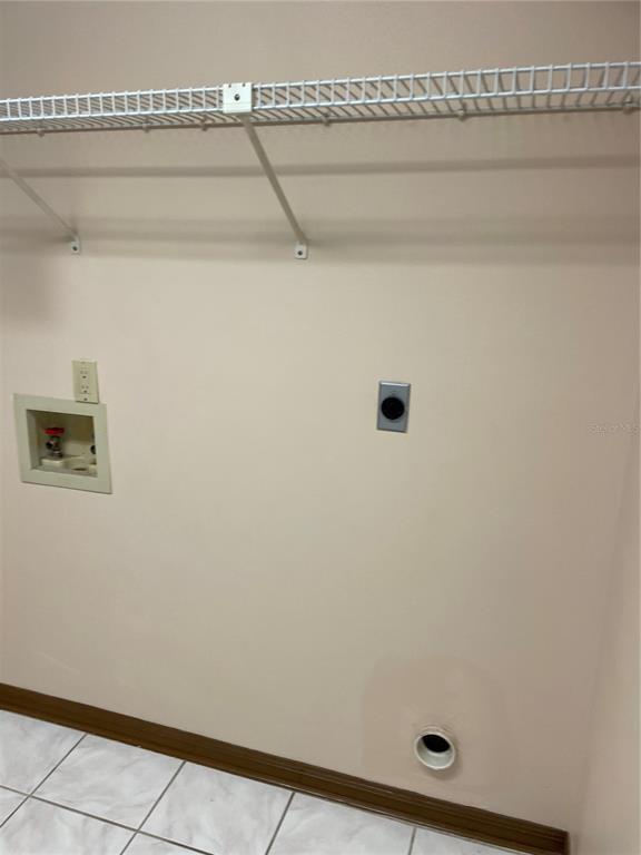 Building Photo - 3007 Forest Club Dr