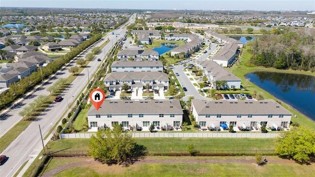Building Photo - 10849 Wyne Tree Ct