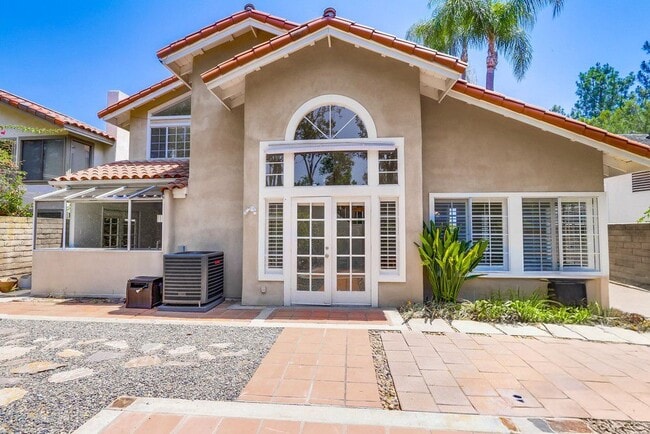 Building Photo - 26721 Sierra Vista