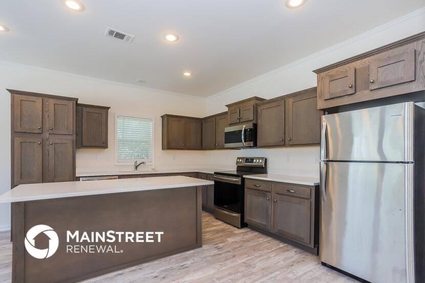 Building Photo - 1900 21st St S