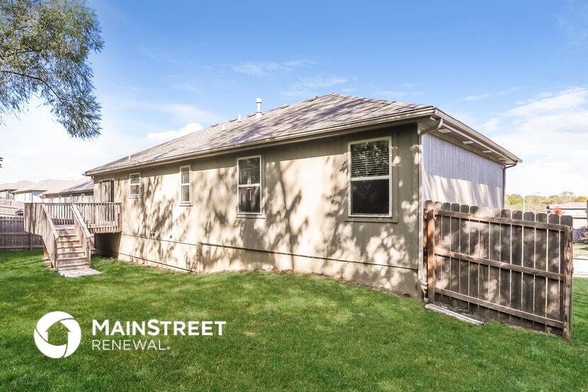 Building Photo - 18601 East 20th St S