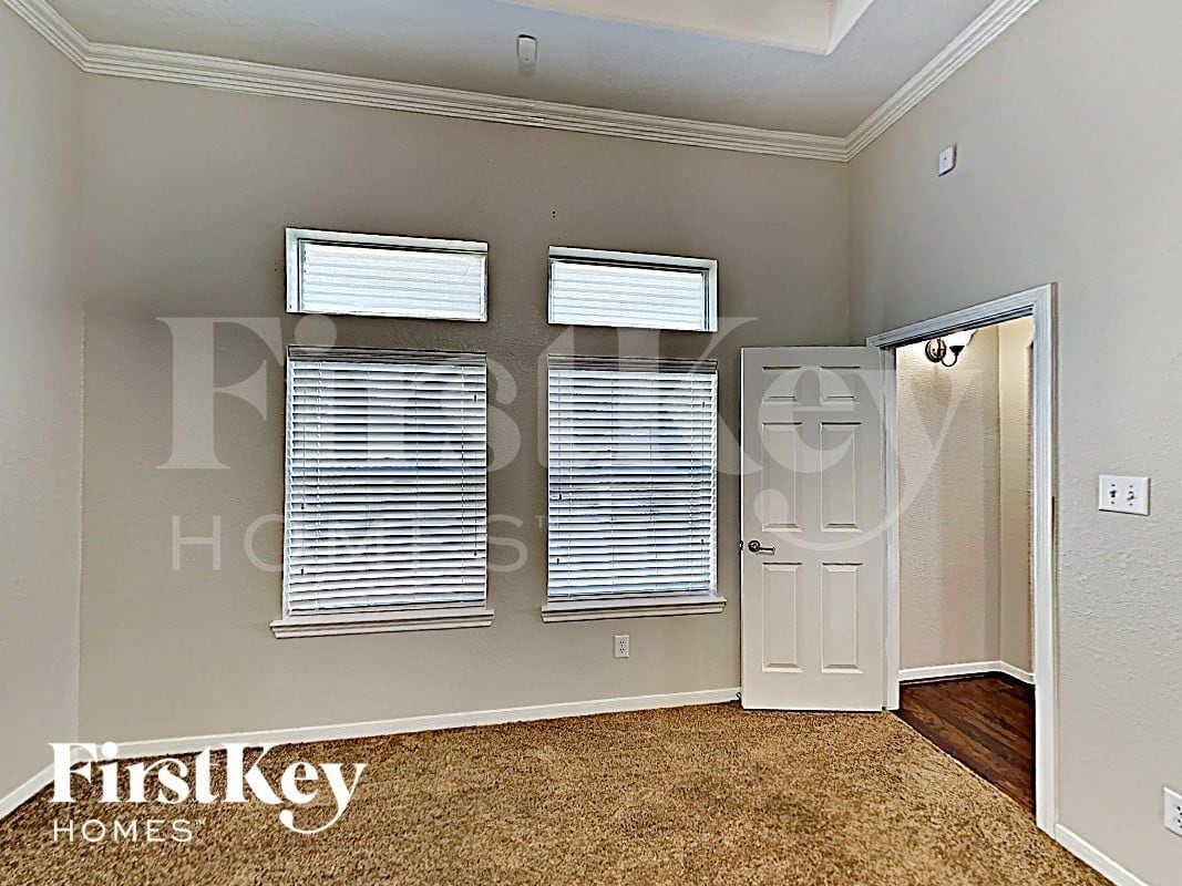 Building Photo - 20836 Sheridan Heights Ln