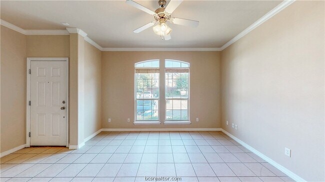 Building Photo - 305 Holleman Dr E