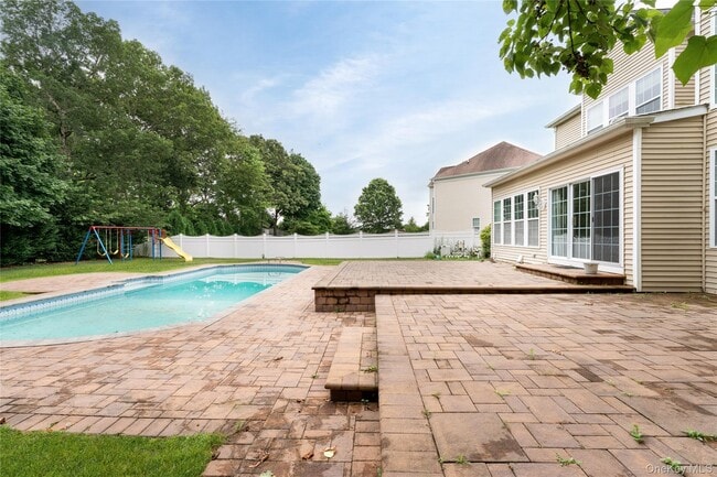 Building Photo - 48 Avolet Ct