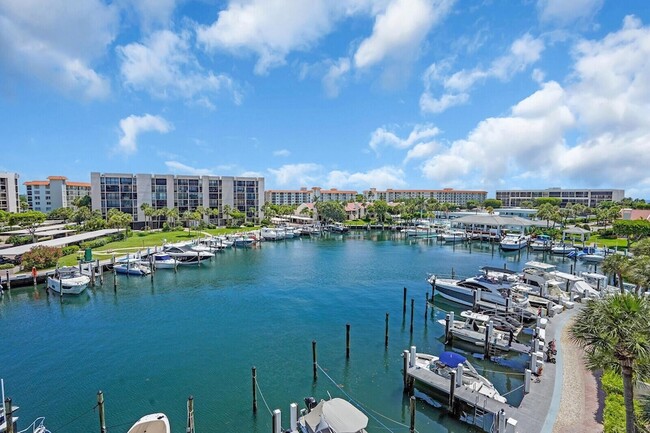 Building Photo - 2687 N Ocean Blvd