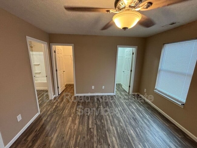 Building Photo - 2516 Resor Rd