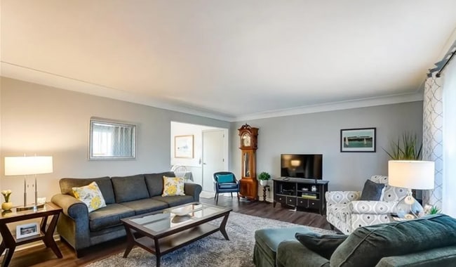 Building Photo - Brick Ranch in Bowling Green
