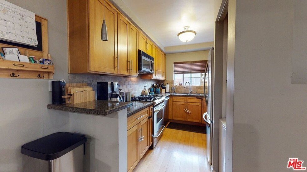 Building Photo - 1144 10th St