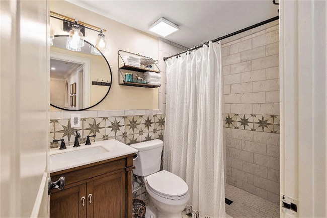 Building Photo - 157 Calhoun St